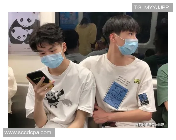 王者荣耀战队LNG的团队配合与战术分析探讨